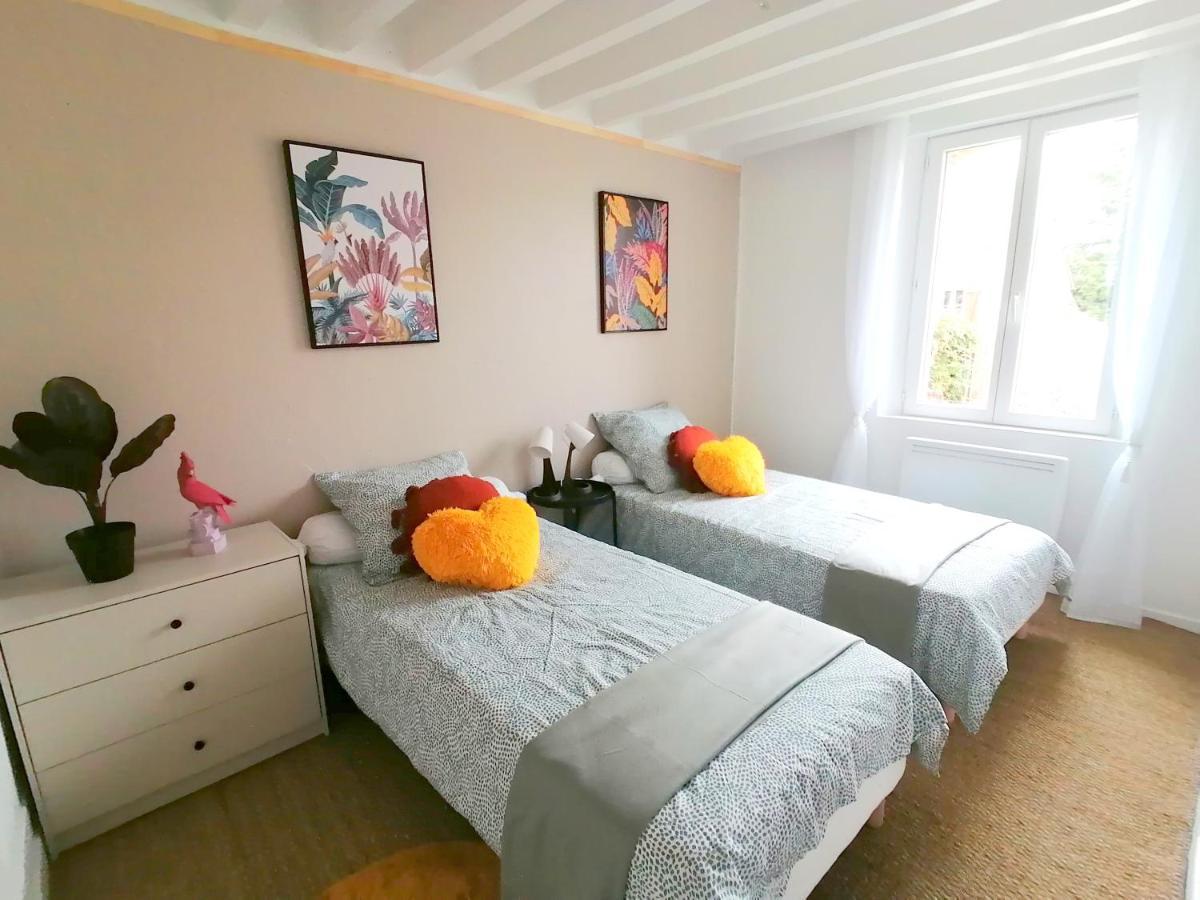 Le Cocoon D'Annabelle - Jolie Maison Avec Jeux Et Grand Jardin Pierrefitte-sur-Sauldre Esterno foto